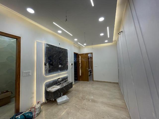 2 BHK Independent Builder Floor in Pitampura for resale New Delhi. The reference number is 19577770