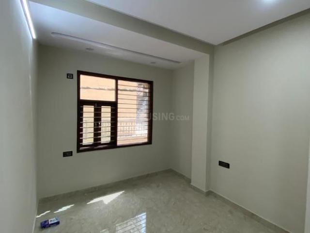 2 BHK Independent Builder Floor in Pitampura for resale New Delhi. The reference number is 20298327