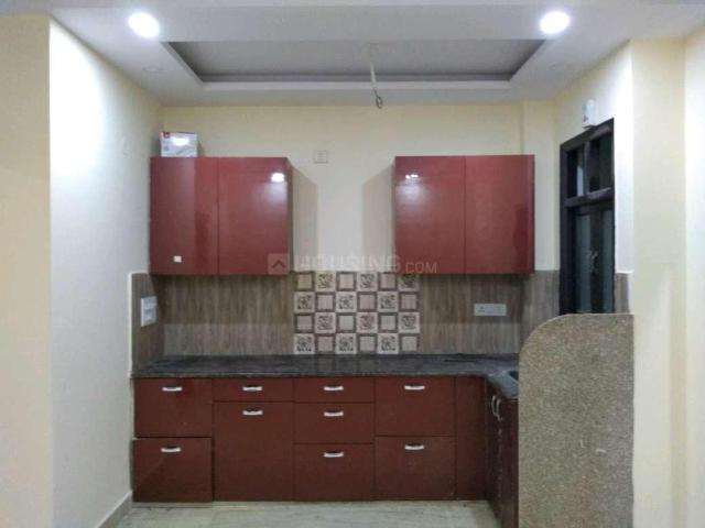 2 BHK Independent Builder Floor in Preet Vihar for rent New Delhi. The reference number is 9373799