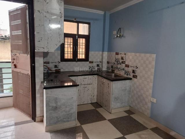 2 BHK Independent Builder Floor in Preet Vihar for rent New Delhi. The reference number is 9868912