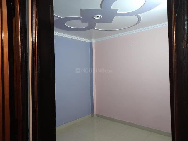 2 BHK Independent Builder Floor in Preet Vihar for rent New Delhi. The reference number is 18280847