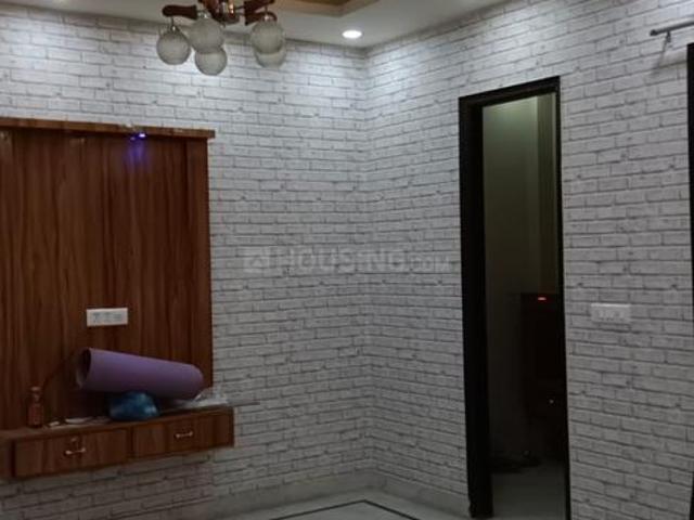 2 BHK Independent Builder Floor in Preet Vihar for rent New Delhi. The reference number is 19436014