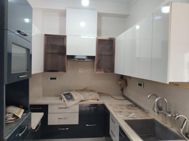 2 BHK Independent Builder Floor in Preet Vihar for rent New Delhi. The reference number is 19805557
