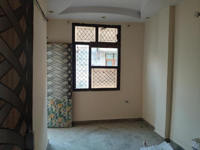 2 BHK Independent Builder Floor in Preet Vihar for rent New Delhi. The reference number is 20052891