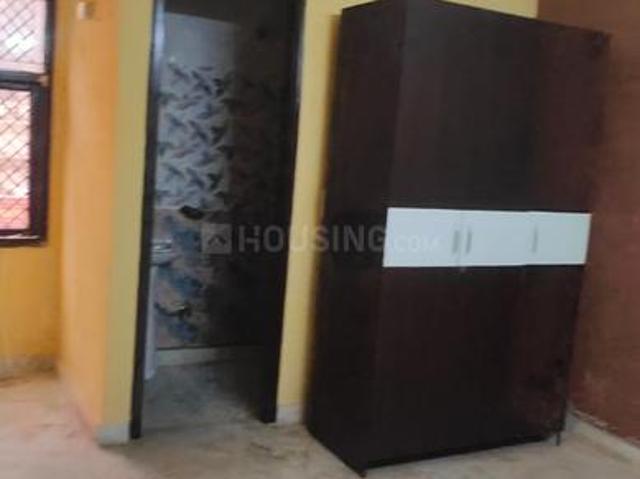 2 BHK Independent Builder Floor in Preet Vihar for rent New Delhi. The reference number is 20014140