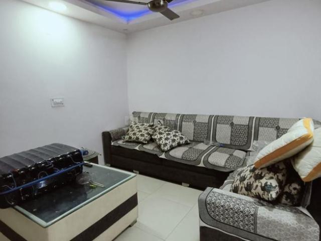 2 BHK Independent Builder Floor in Preet Vihar for rent New Delhi. The reference number is 20380254
