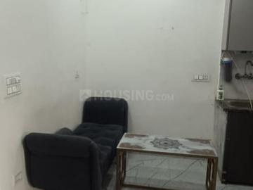 2 BHK Independent Builder Floor in Preet Vihar for rent New Delhi. The reference number is 20382385