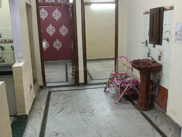 2 BHK Independent Builder Floor in Preet Vihar for rent New Delhi. The reference number is 20386859