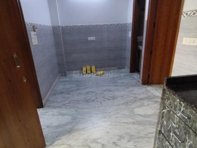 2 BHK Independent Builder Floor in Preet Vihar for rent New Delhi. The reference number is 20637115