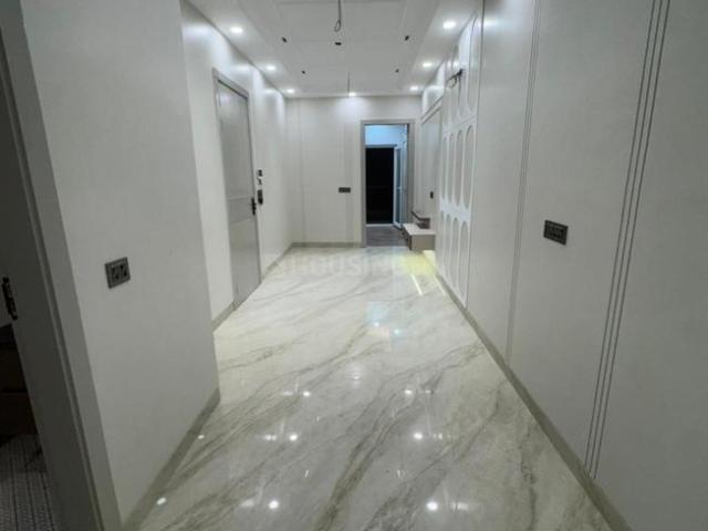 2 BHK Independent Builder Floor in Preet Vihar for rent New Delhi. The reference number is 20774844