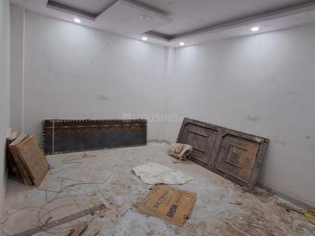 2 BHK Independent Builder Floor in Preet Vihar for rent New Delhi. The reference number is 21107490