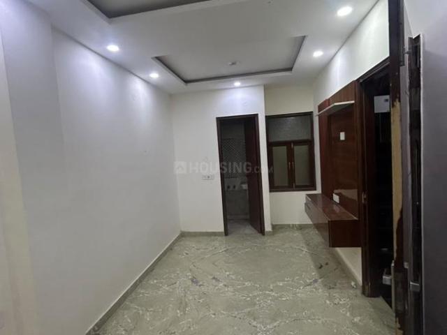 2 BHK Independent Builder Floor in Preet Vihar for rent New Delhi. The reference number is 21244822