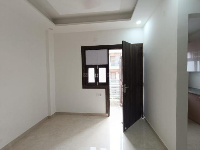 2 BHK Independent Builder Floor in Preet Vihar for rent New Delhi. The reference number is 21250470