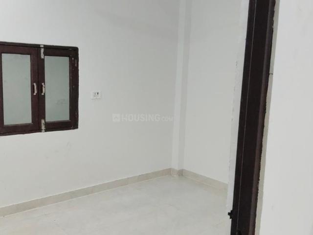 2 BHK Independent Builder Floor in Qutub Vihar for rent New Delhi. The reference number is 21106897
