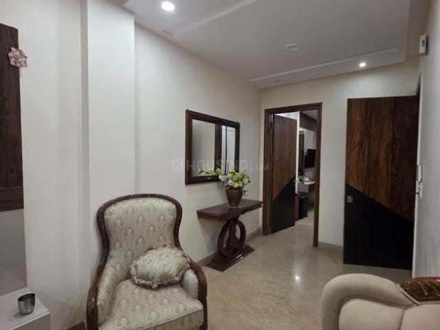 2 BHK Independent Builder Floor in Rajouri Garden for rent New Delhi. The reference number is 20679624