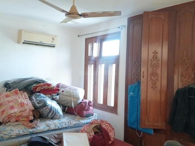 2 BHK Independent Builder Floor in Rajouri Garden for rent New Delhi. The reference number is 21162283