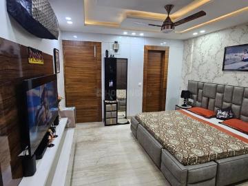 2 BHK Independent Builder Floor in Raja Garden for resale New Delhi. The reference number is 20232411