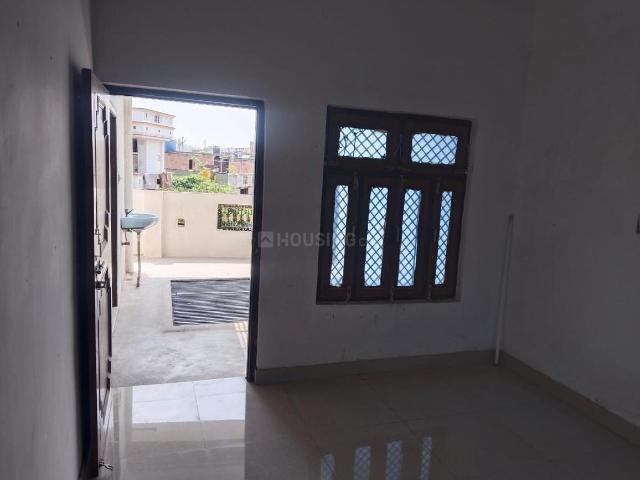 2 BHK Independent Builder Floor in Rajajinagar for rent Bengaluru. The reference number is 12843006