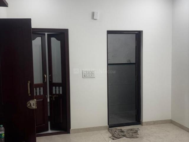 2 BHK Independent Builder Floor in Rajajinagar for rent Bengaluru. The reference number is 20937738