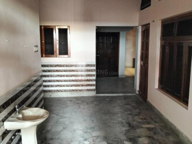 2 BHK Independent Builder Floor in Rajajipuram for rent Lucknow. The reference number is 15159848