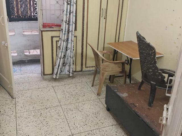 2 BHK Independent Builder Floor in Rajinder Nagar for rent New Delhi. The reference number is 17981645