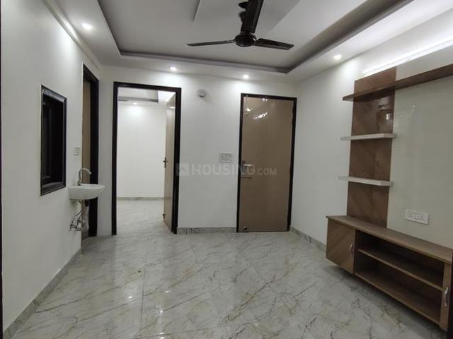 2 BHK Independent Builder Floor in Ramesh Nagar for rent New Delhi. The reference number is 18846387