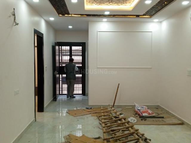 2 BHK Independent Builder Floor in Ramesh Nagar for rent New Delhi. The reference number is 19567598