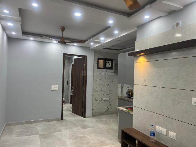 2 BHK Independent Builder Floor in Ramesh Nagar for rent New Delhi. The reference number is 19767811