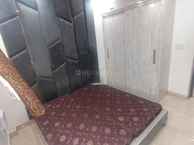 2 BHK Independent Builder Floor in Ramesh Nagar for rent New Delhi. The reference number is 19980081