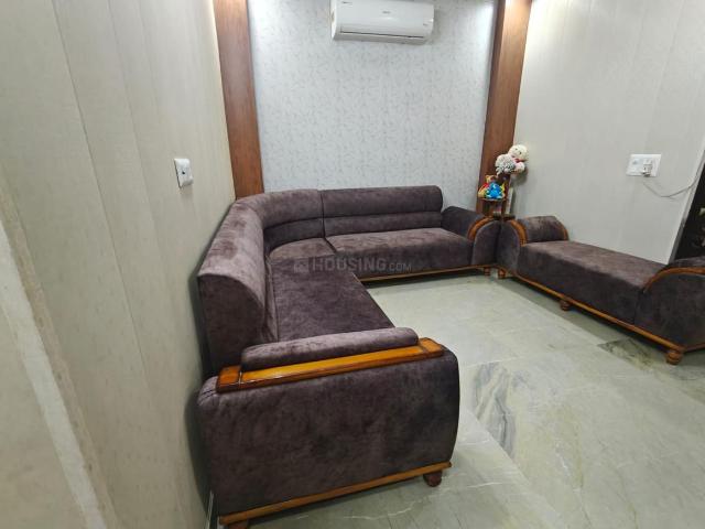 2 BHK Independent Builder Floor in Ramesh Nagar for rent New Delhi. The reference number is 20614202