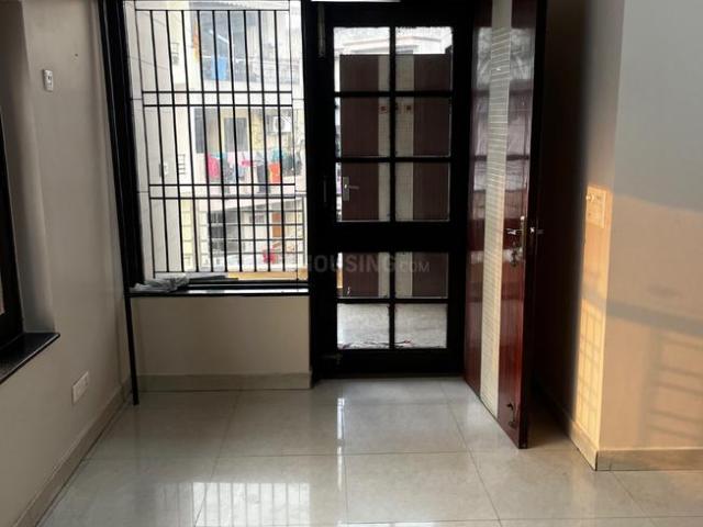 2 BHK Independent Builder Floor in Ramesh Nagar for rent New Delhi. The reference number is 20640220