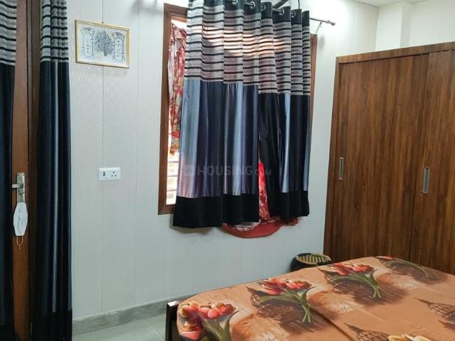 2 BHK Independent Builder Floor in Ramesh Nagar for rent New Delhi. The reference number is 20713326