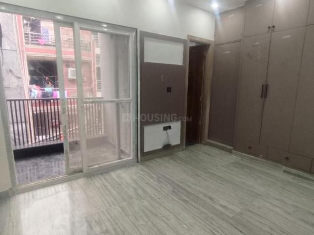 2 BHK Independent Builder Floor in Ramesh Nagar for rent New Delhi. The reference number is 20732615