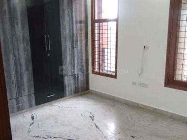2 BHK Independent Builder Floor in Ramesh Nagar for rent New Delhi. The reference number is 20916708