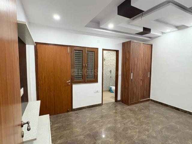 2 BHK Independent Builder Floor in Ramesh Nagar for rent New Delhi. The reference number is 20053198