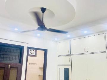 2 BHK Independent Builder Floor in Ramesh Nagar for rent New Delhi. The reference number is 20078555