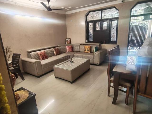2 BHK Independent Builder Floor in Ramesh Nagar for rent New Delhi. The reference number is 20138667