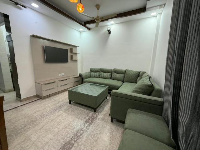 2 BHK Independent Builder Floor in Ramesh Nagar for rent New Delhi. The reference number is 20171572