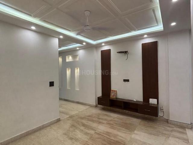 2 BHK Independent Builder Floor in Ramesh Nagar for rent New Delhi. The reference number is 20331401