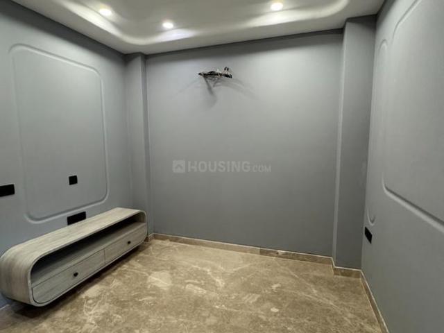 2 BHK Independent Builder Floor in Ramesh Nagar for rent New Delhi. The reference number is 20392394