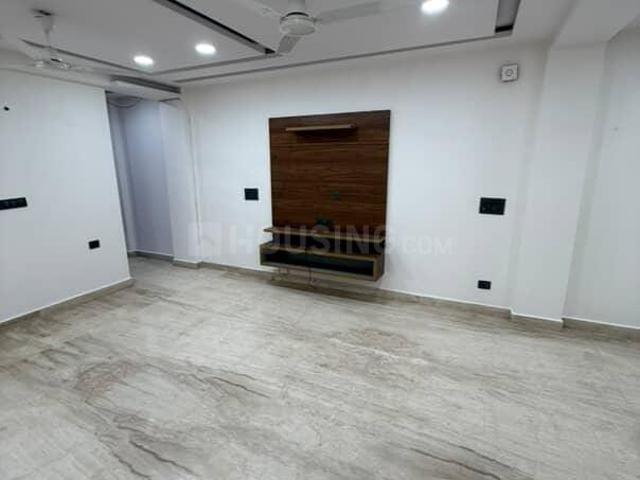 2 BHK Independent Builder Floor in Ramesh Nagar for rent New Delhi. The reference number is 21135614