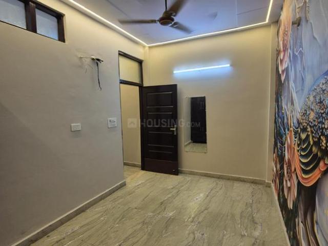 2 BHK Independent Builder Floor in Ramesh Nagar for rent New Delhi. The reference number is 21365459