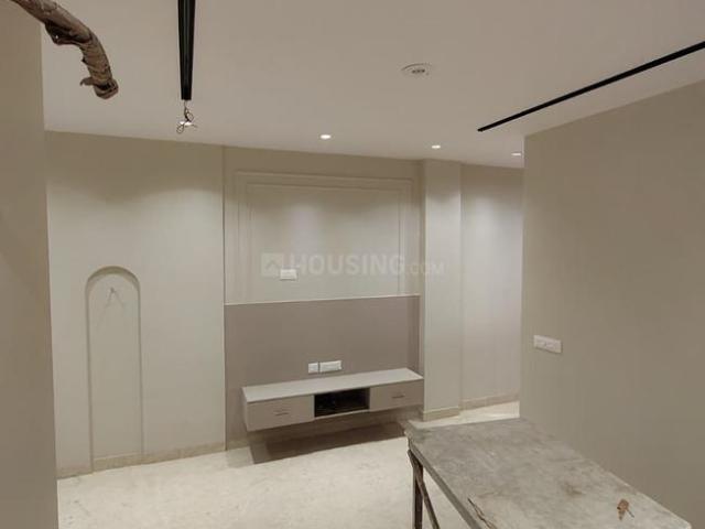 2 BHK Independent Builder Floor in Ramesh Nagar for resale New Delhi. The reference number is 19893290