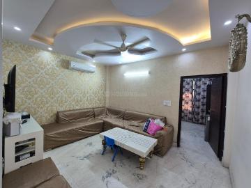 2 BHK Independent Builder Floor in Ramesh Nagar for resale New Delhi. The reference number is 20175919