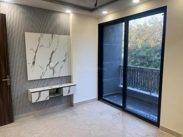 2 BHK Independent Builder Floor in Ramesh Nagar for resale New Delhi. The reference number is 20756874