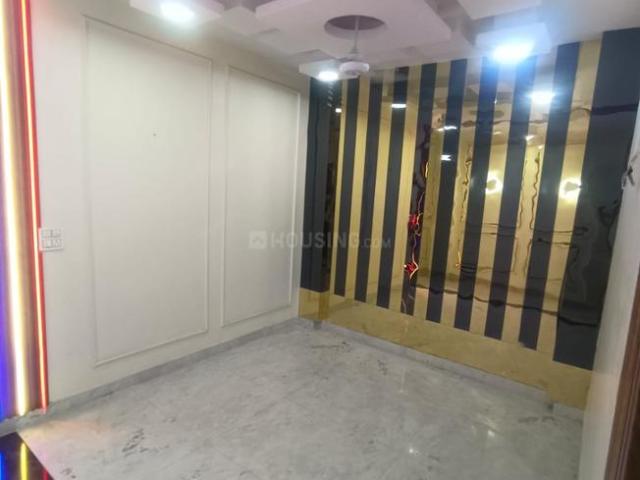2 BHK Independent Builder Floor in Ramesh Nagar for resale New Delhi. The reference number is 20756911