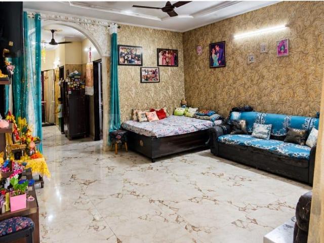 2 BHK Independent Builder Floor in Ramesh Nagar for resale New Delhi. The reference number is 21206920
