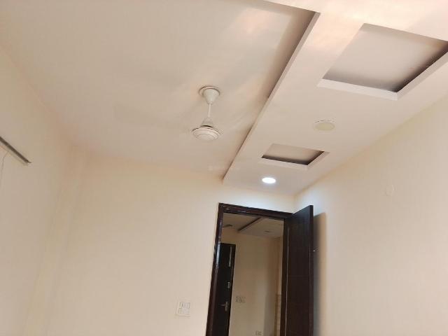 2 BHK Independent Builder Floor in Ramesh Nagar for resale New Delhi. The reference number is 21349730