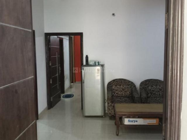 2 BHK Independent Builder Floor in Ranjit Avenue for rent Amritsar. The reference number is 20141962