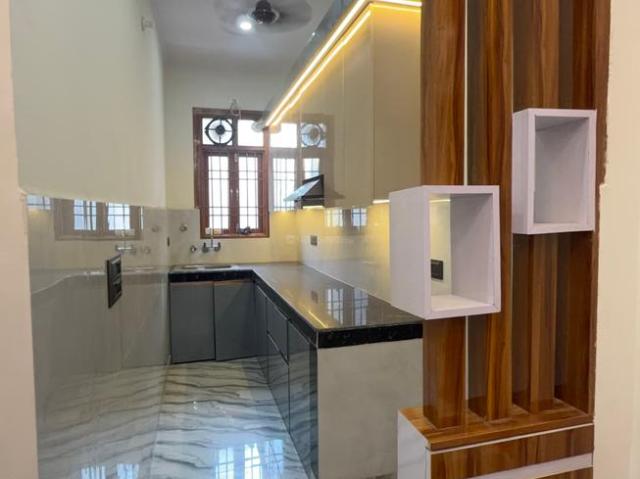 2 BHK Independent Builder Floor in Razapur Khurd for rent New Delhi. The reference number is 21165614